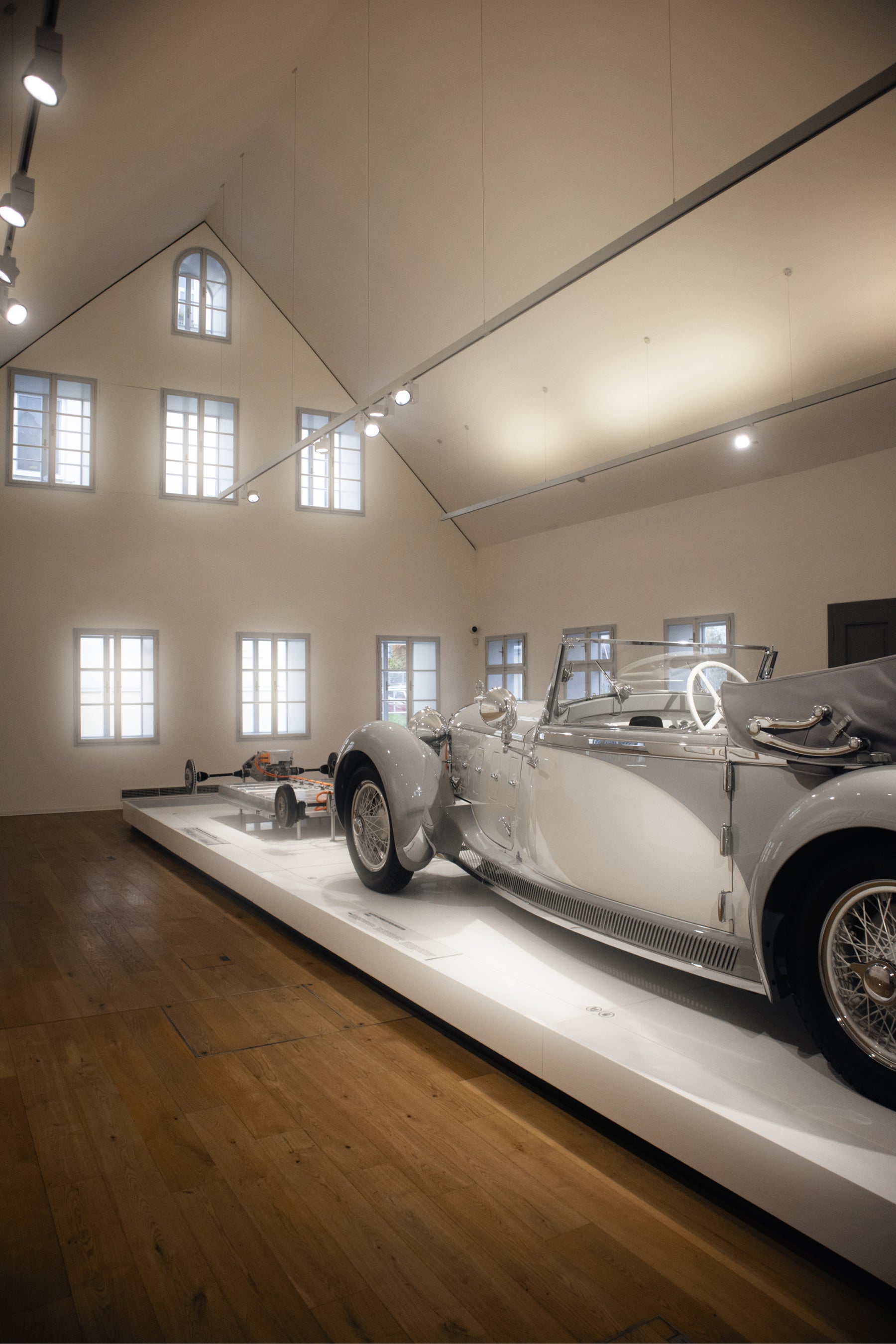 Homecoming image text 1 image