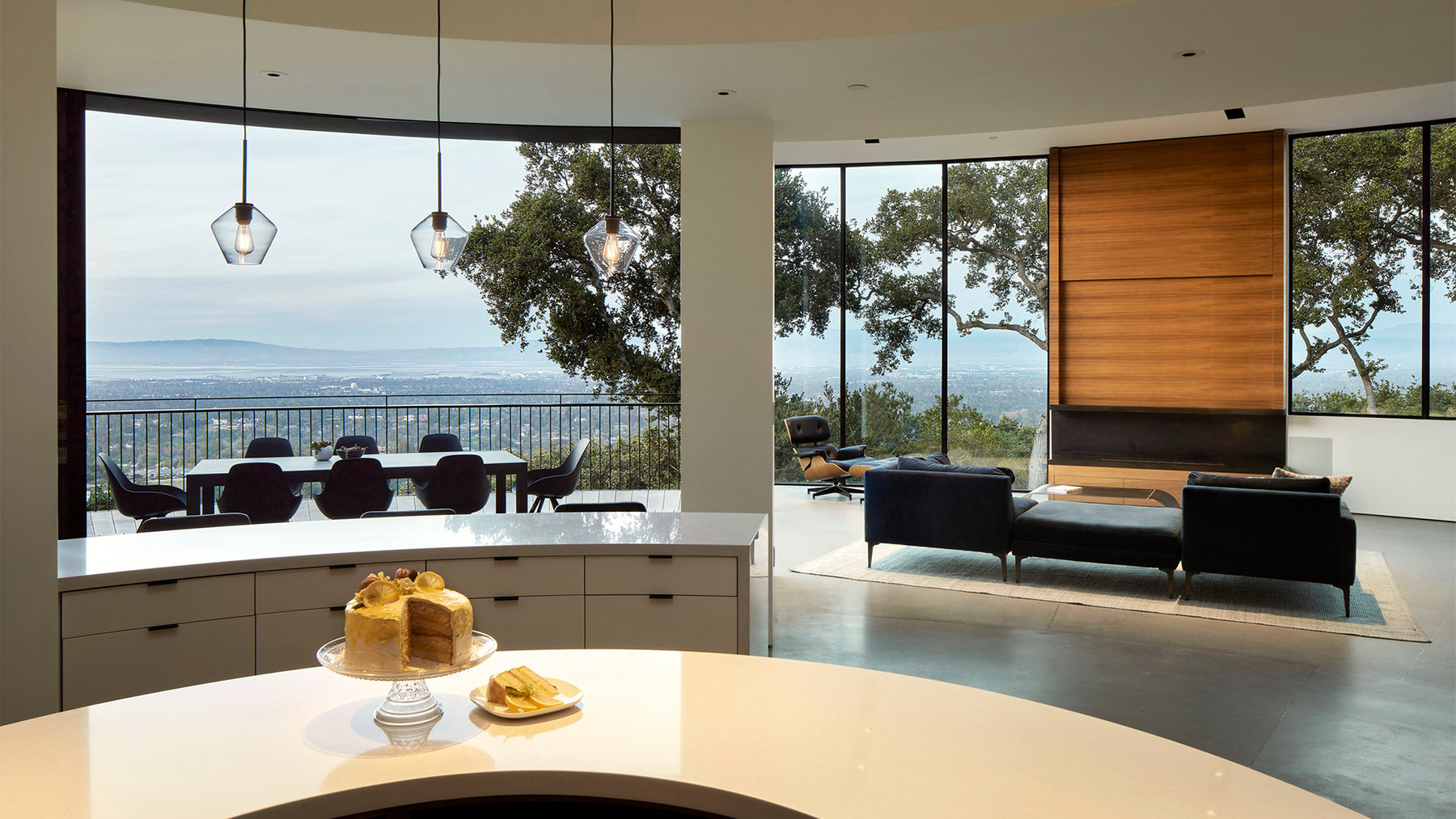 Full Circle second image