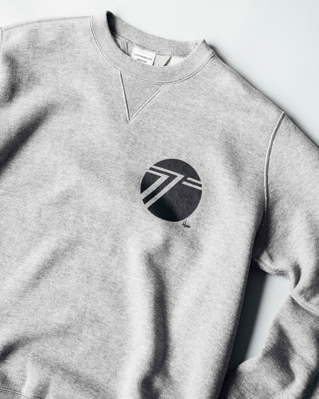 Sevenwheeler Badge Crest Sweatshirt Grey